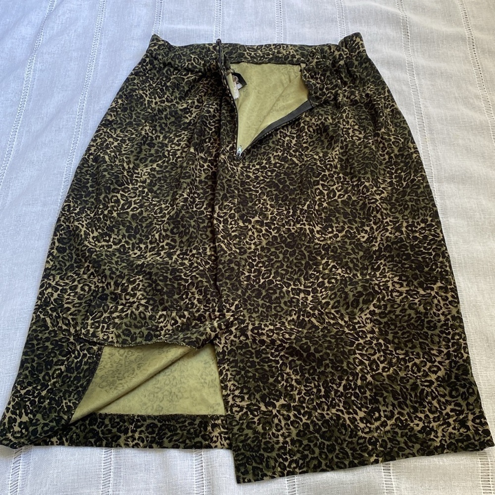 Positive Attitude 80s high waisted pencil skirt. - Picture 10 of 14